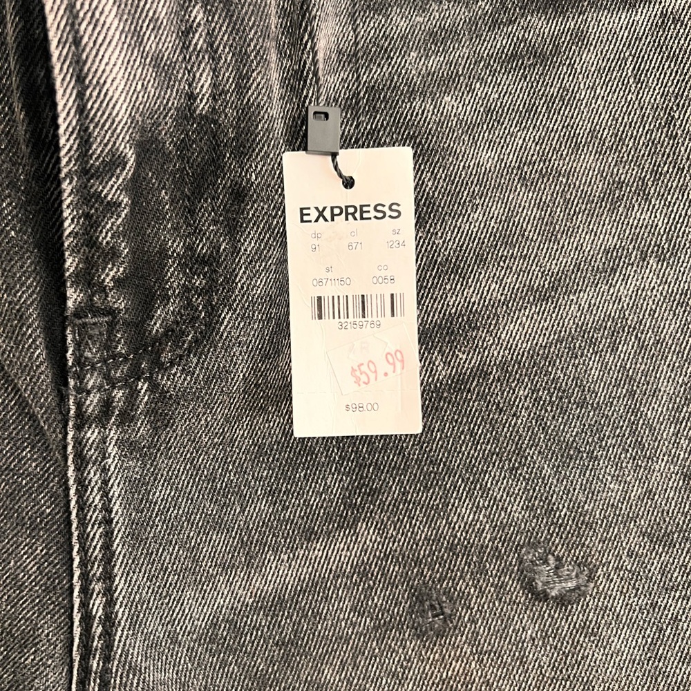 Express women’s Distressed high rise straight ankle Black Jeans. Size 4 - Picture 5 of 12